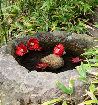 japanese-pond-stone-basin