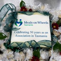 meals_on_wheels_cake_3