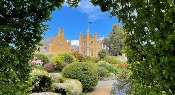 Government House from tennis courts